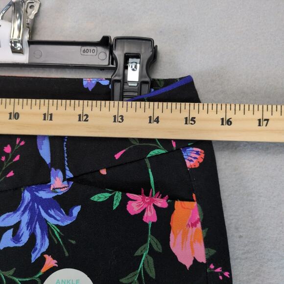 NWT Old Navy Pixie Floral Print Pants Women's 6 Stretch 30x27 Birds Cottagecore - Picture 5 of 10